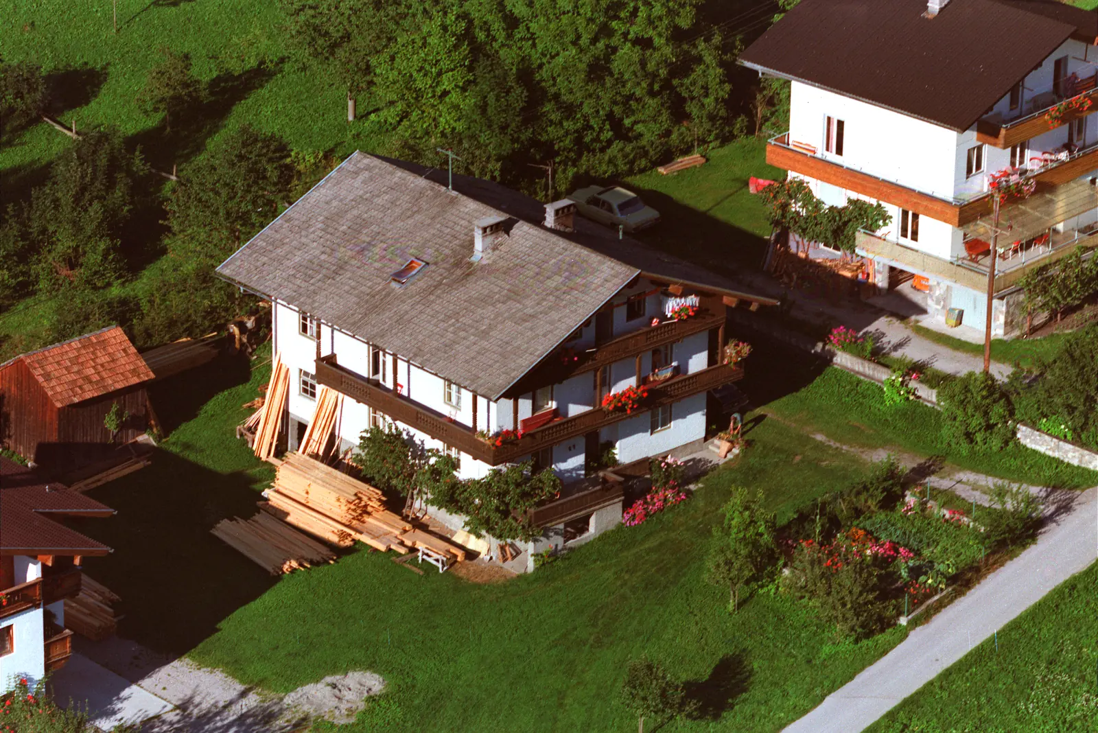 Schrägluftbild Kaser Lois