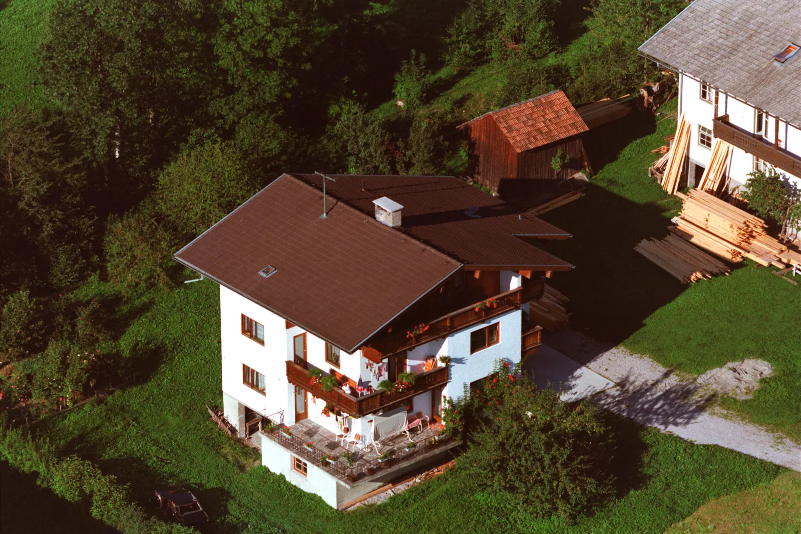 Schrägluftbild Kaser Lois