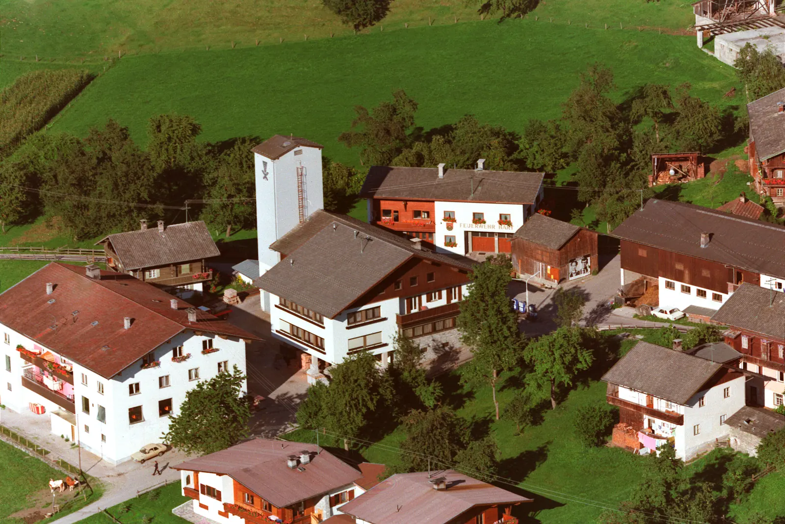 Schrägluftbild Kasse (Raiffeisenbank)
